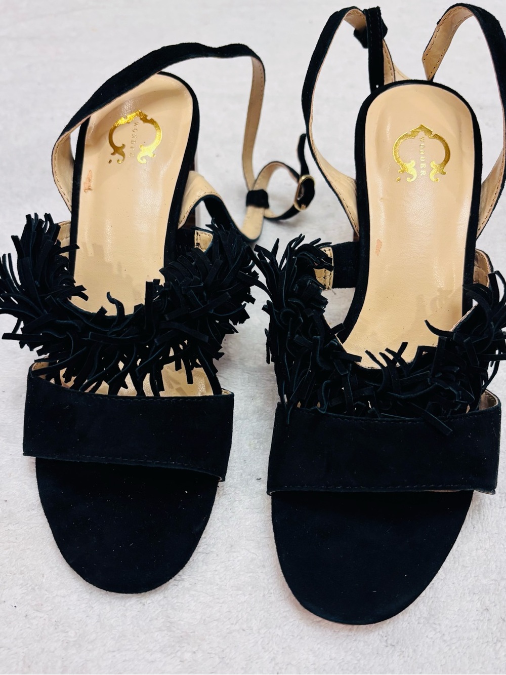 Brand New Leather Heels By C Wonder - Size 6.5M - Heel 3.5  inches - box 18